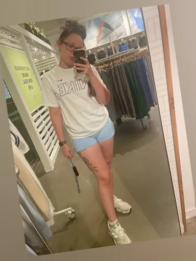 Shypeachyvibes