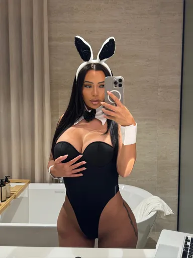 Yasmine Cecilia