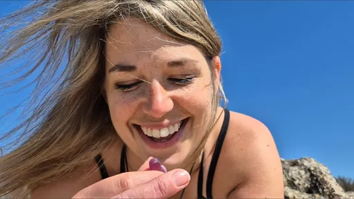 Giantess Lady Soles