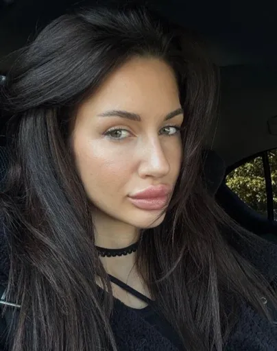 Victoriarosemodel
