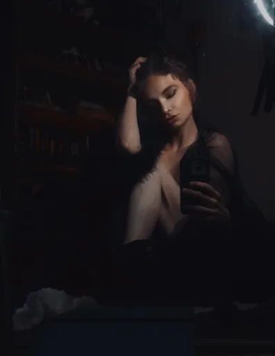 Victoria sunshineandstuff. 🖤👽☀️