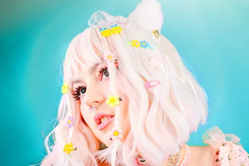Viviand Doll