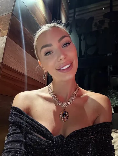 Vyvan Hill