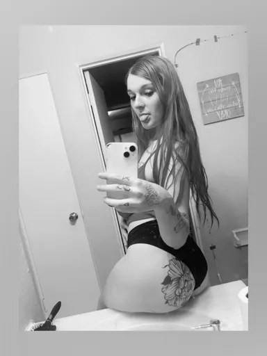 Ms.WetTheBed 😝💦