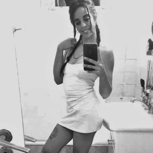 PRETTY HOT GIRL 🔥😈