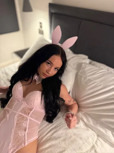 Mia grace