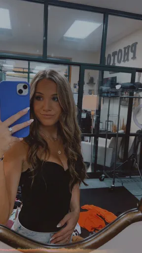 Dj<3