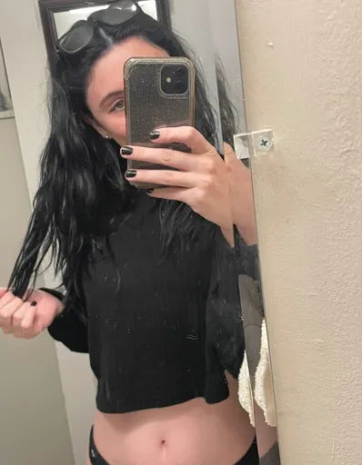 Nikki Campbell