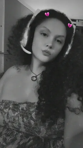 Xx_Lara2323_xX