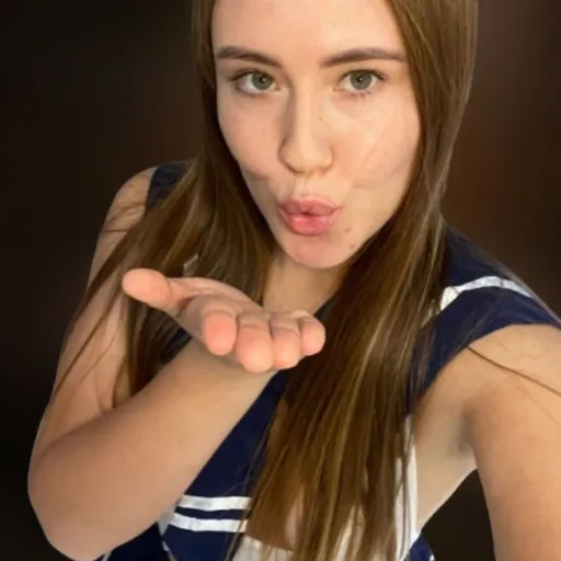 𝓎𝑜𝓊𝓇 𝐸𝓁𝒾𝓏𝒶 ❤️‍🔥