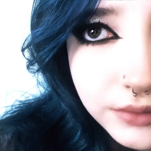 Your Emo Bunny🖤