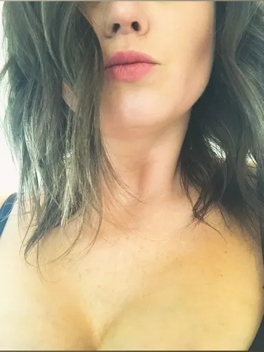 YourFavHotm0m