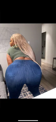 ❄️ Yummi213 👱🏾‍♀️