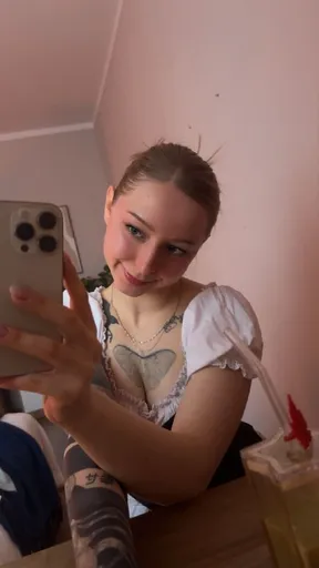 ⌐╦╦─ zuzi